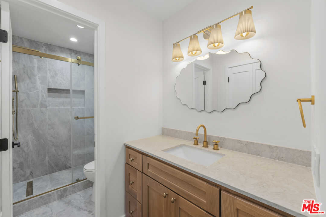 8712 Chessington Dr Unit: 261F