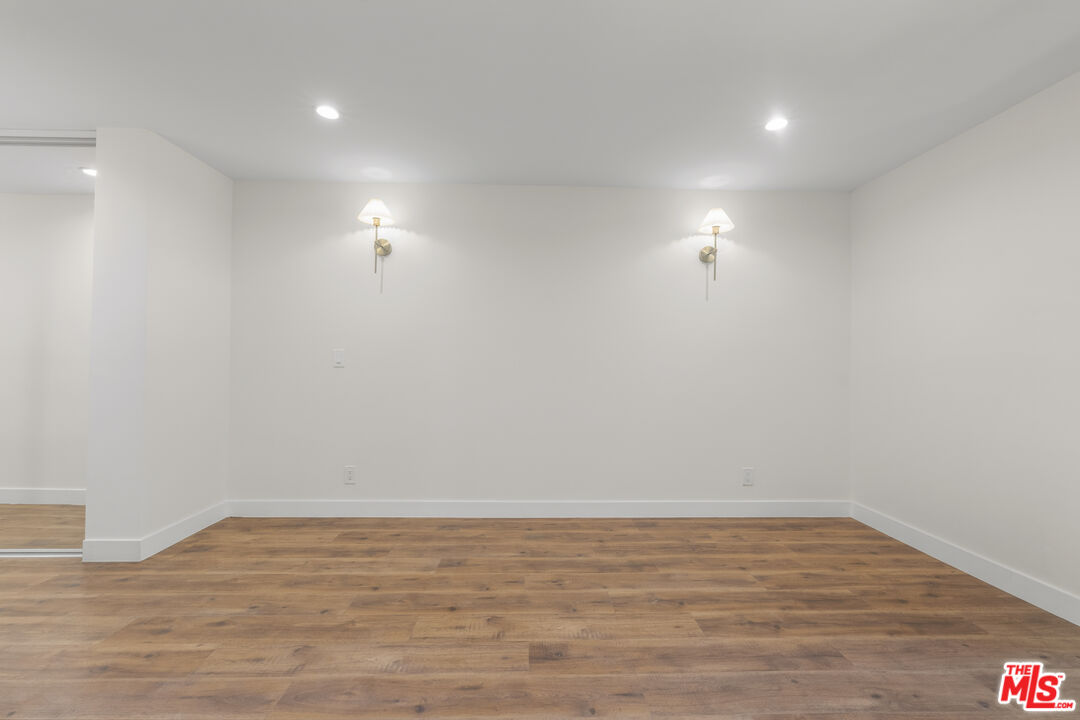8712 Chessington Dr Unit: 261F