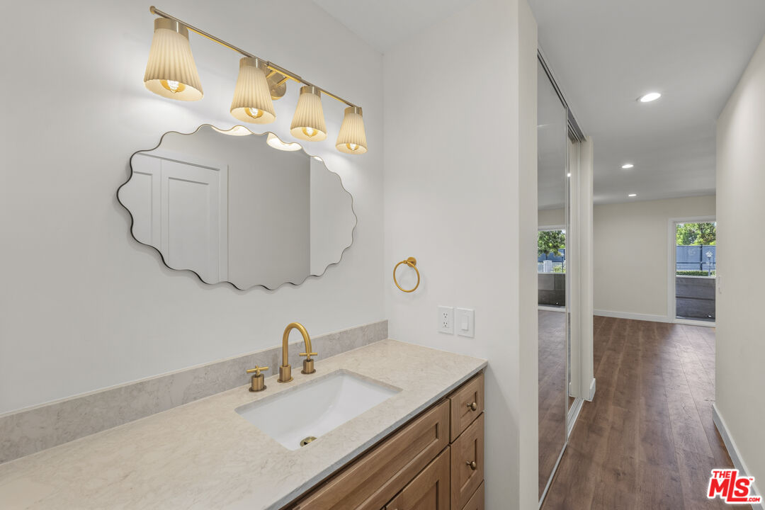 8712 Chessington Dr Unit: 261F