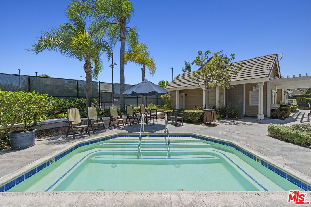 8712 Chessington Dr Unit: 261F