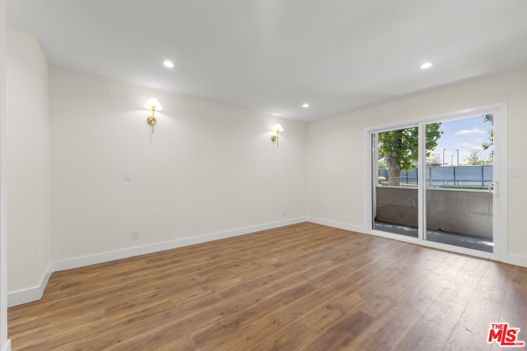 8712 Chessington Dr Unit: 261F
