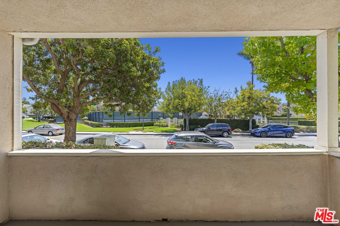 8712 Chessington Dr Unit: 261F