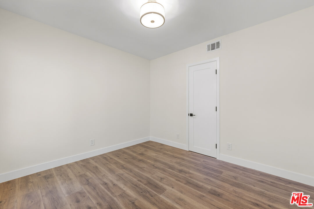 8712 Chessington Dr Unit: 261F
