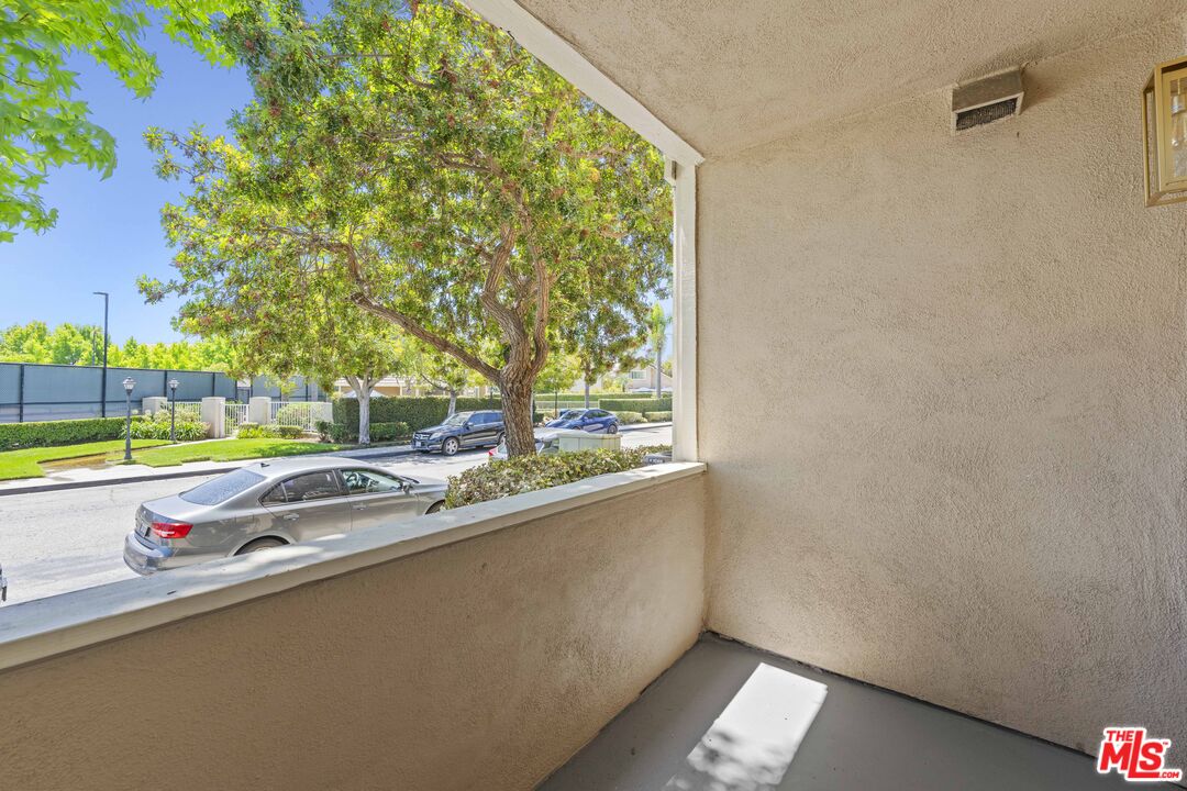 8712 Chessington Dr Unit: 261F