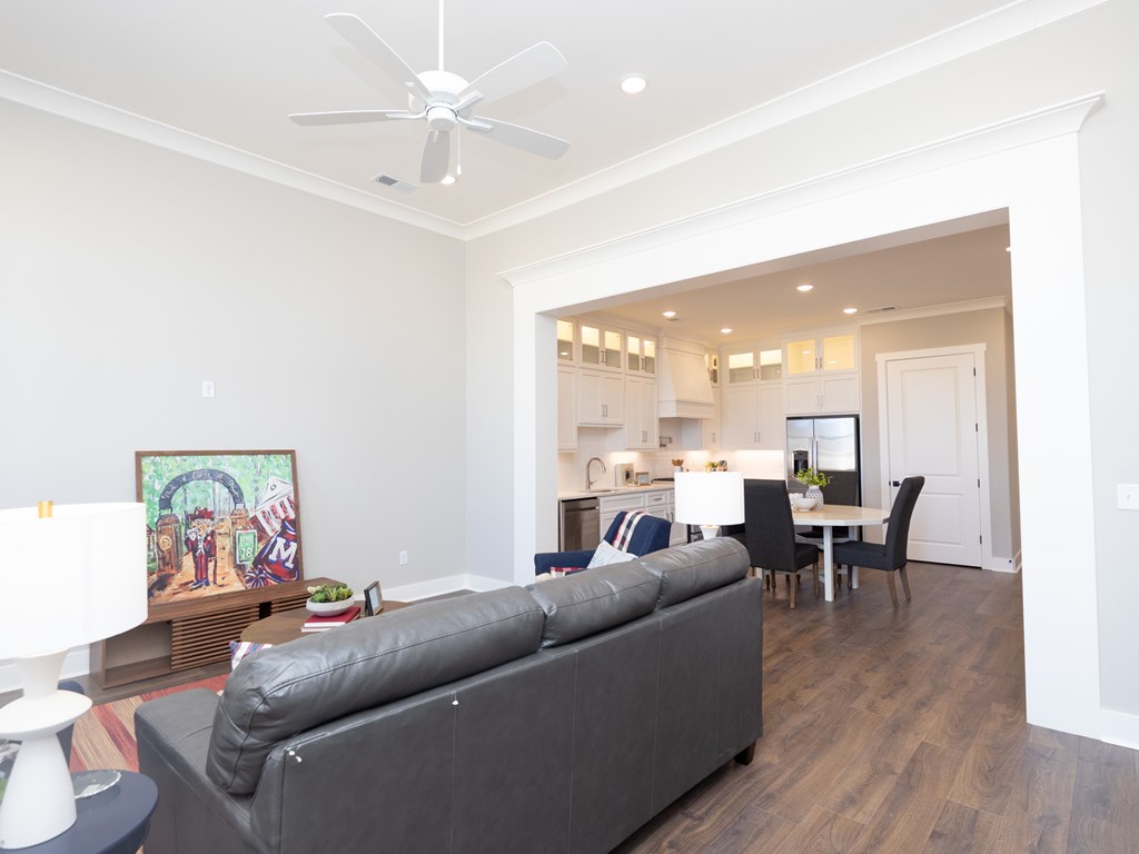 321 Cottage View
