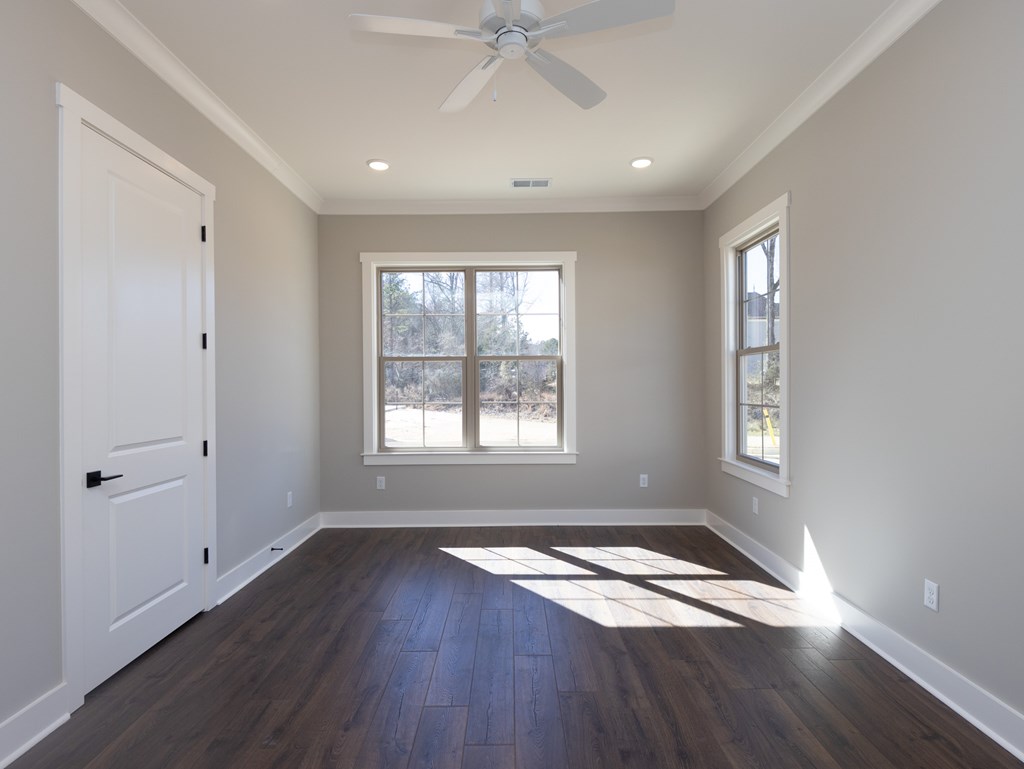 321 Cottage View