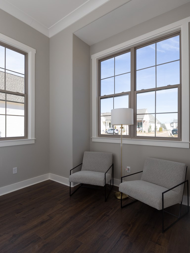 323 Cottage View