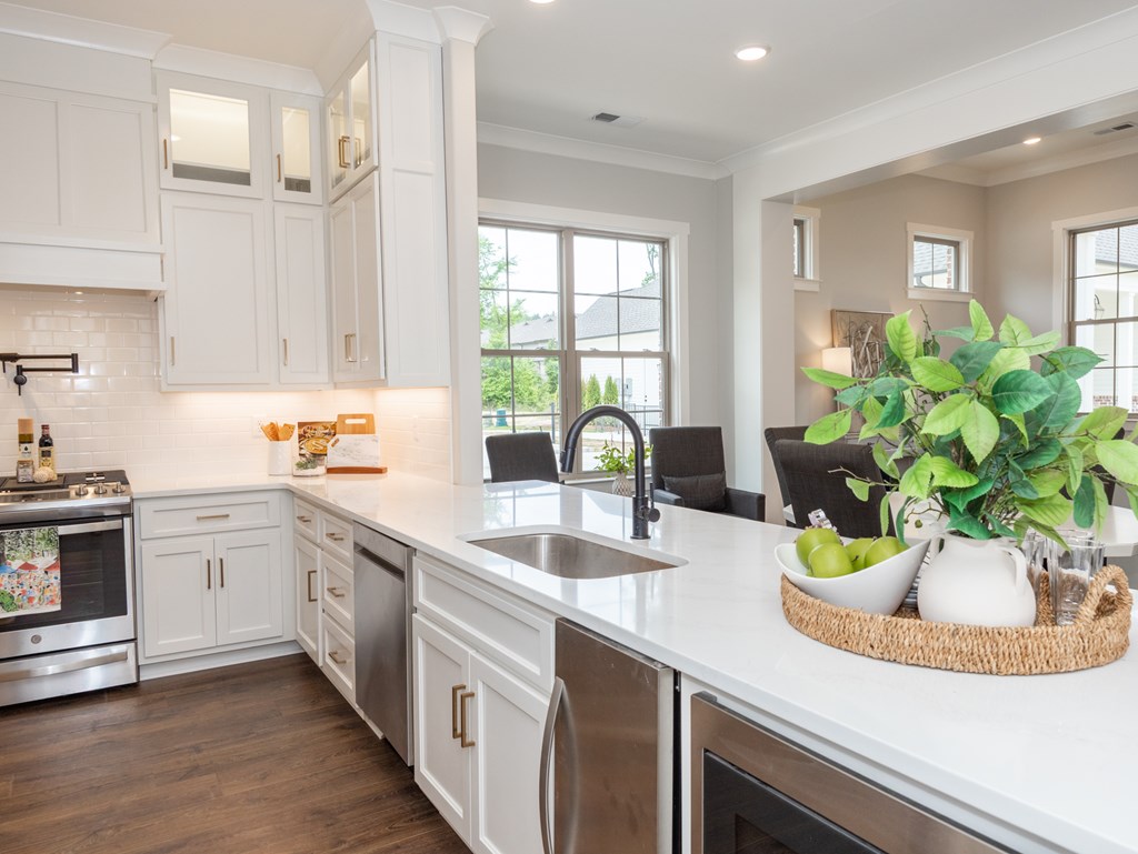 322 Cottage View