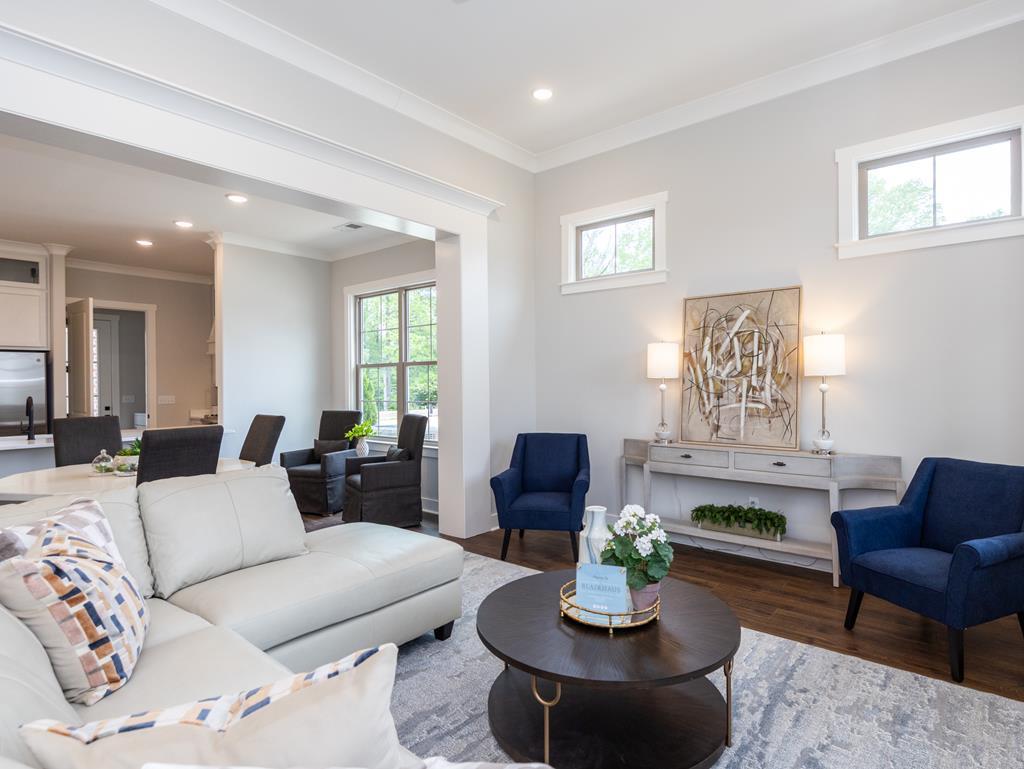 322 Cottage View