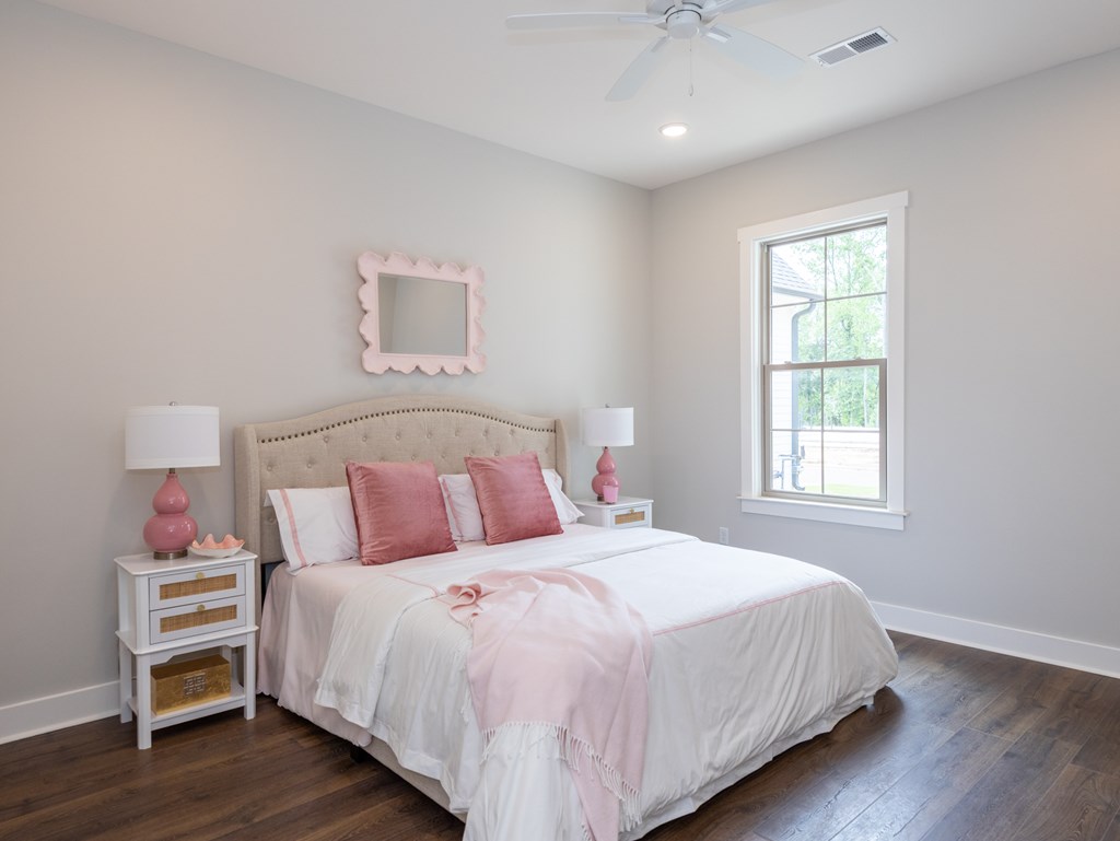 322 Cottage View
