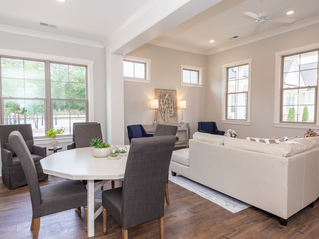 322 Cottage View