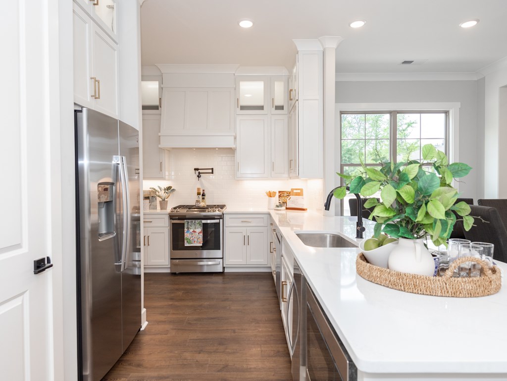 322 Cottage View