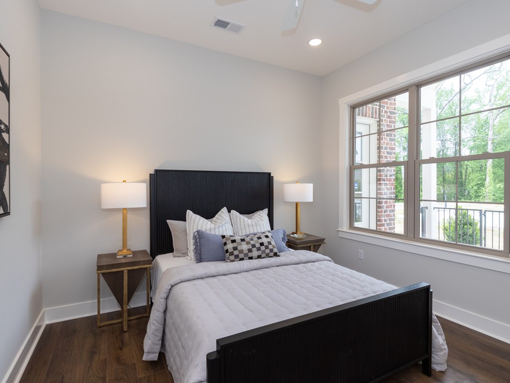 322 Cottage View