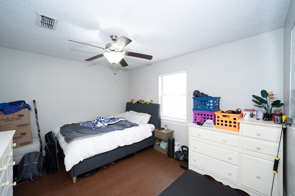 2112 Old Taylor Rd., #b3