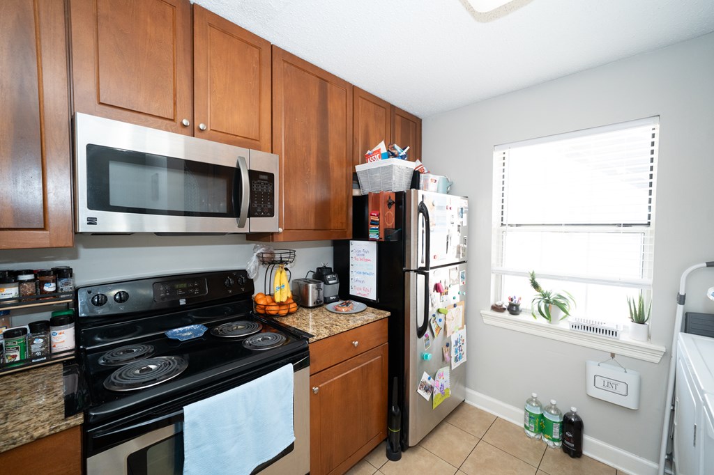 2112 Old Taylor Rd., #b3