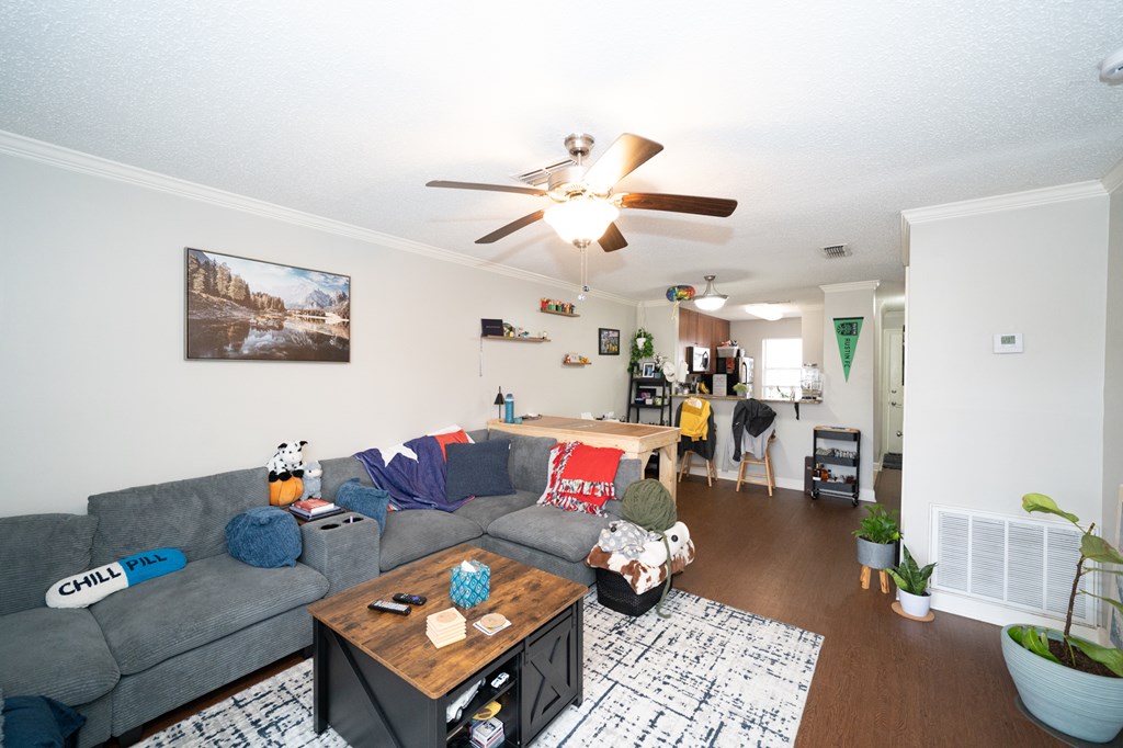 2112 Old Taylor Rd., #b3