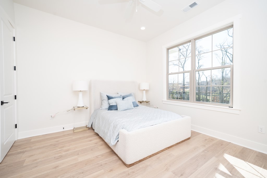 325 Cottage View