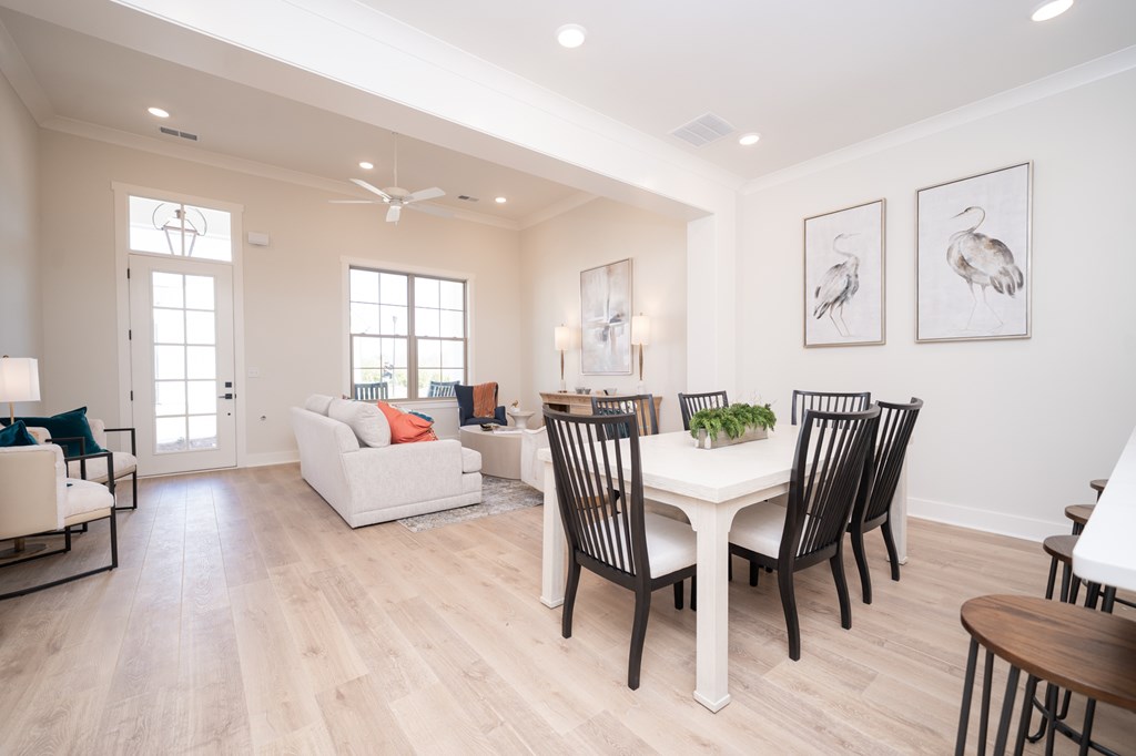 325 Cottage View