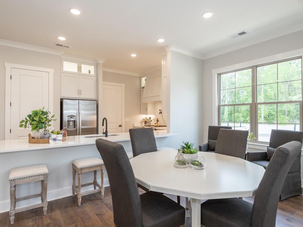 312 Cottage View