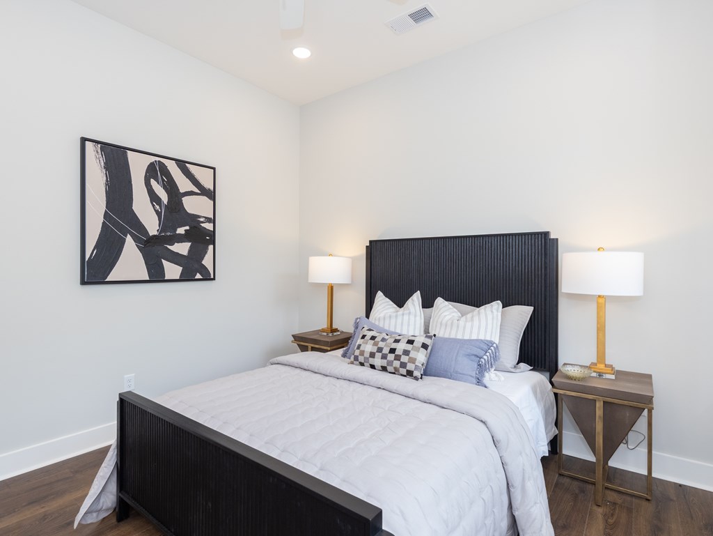 312 Cottage View