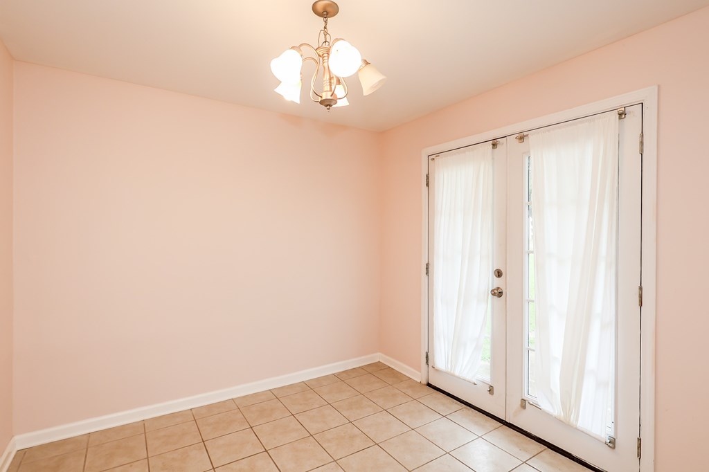 137 Countryview
