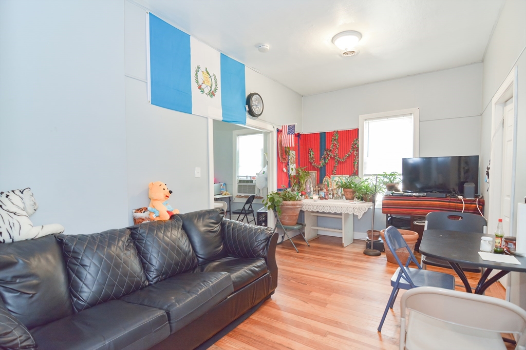 193 Ashley Blvd