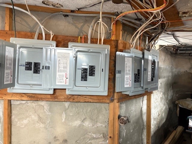 644-648 King Philip St