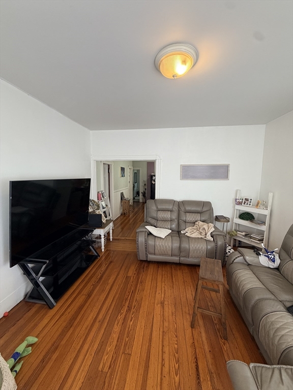 341 Earle St