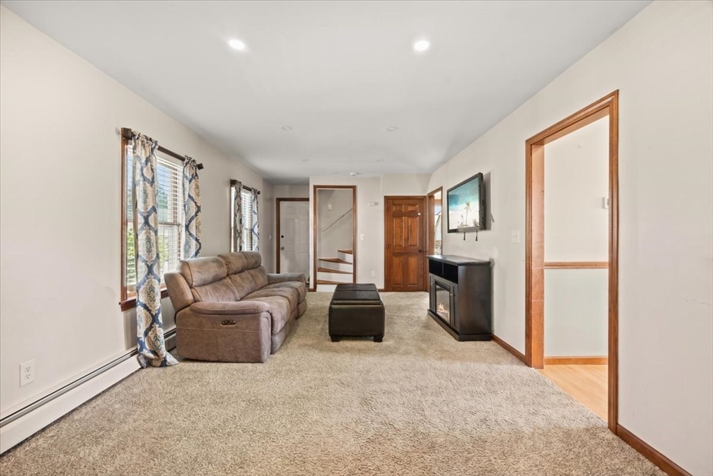 43 Tucker St