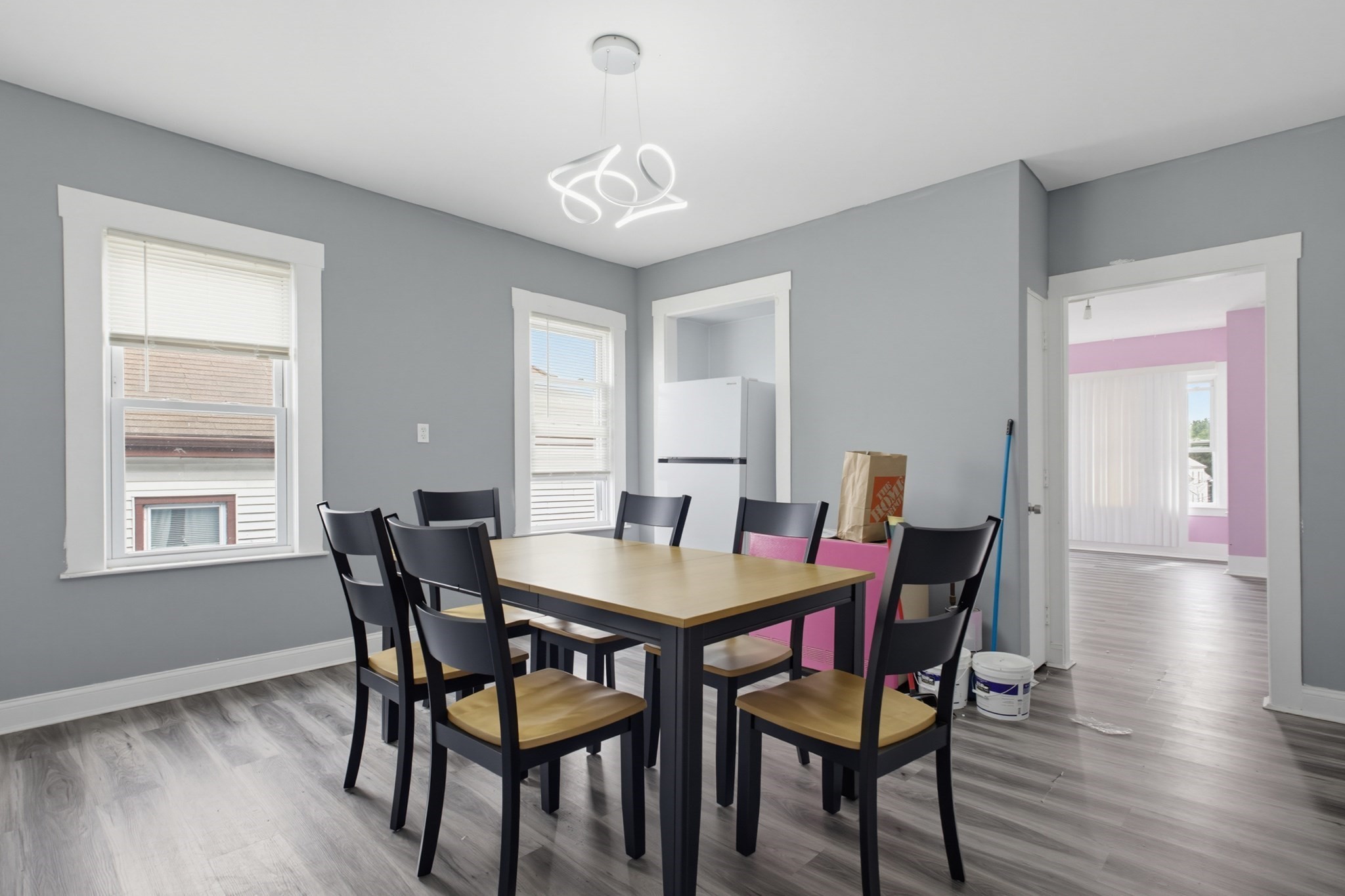 211 Weld St