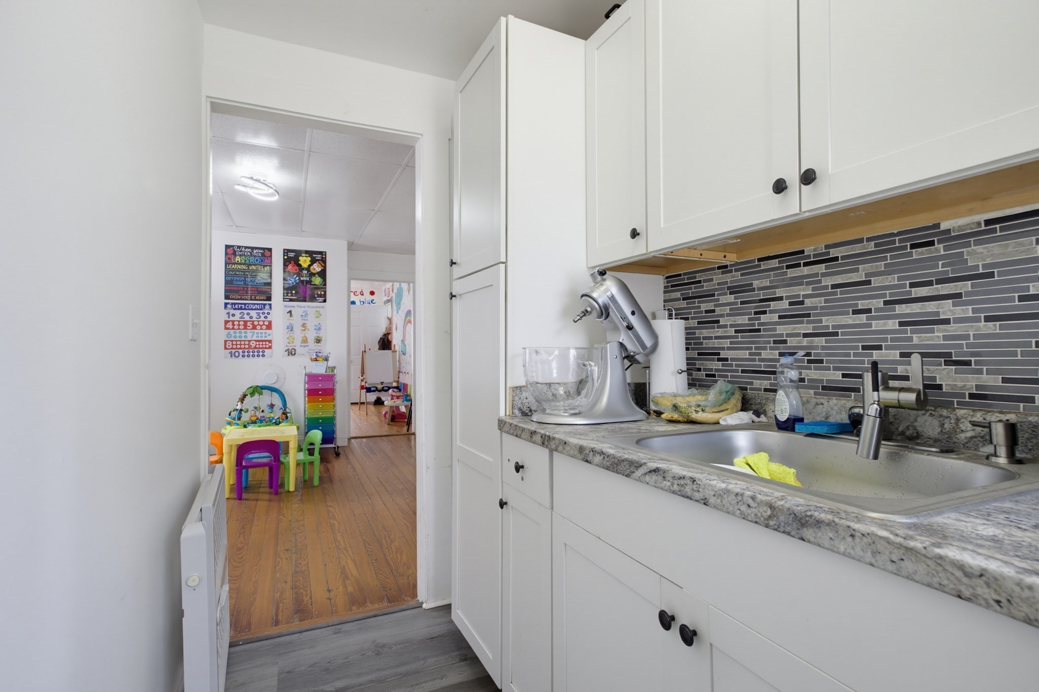211 Weld St