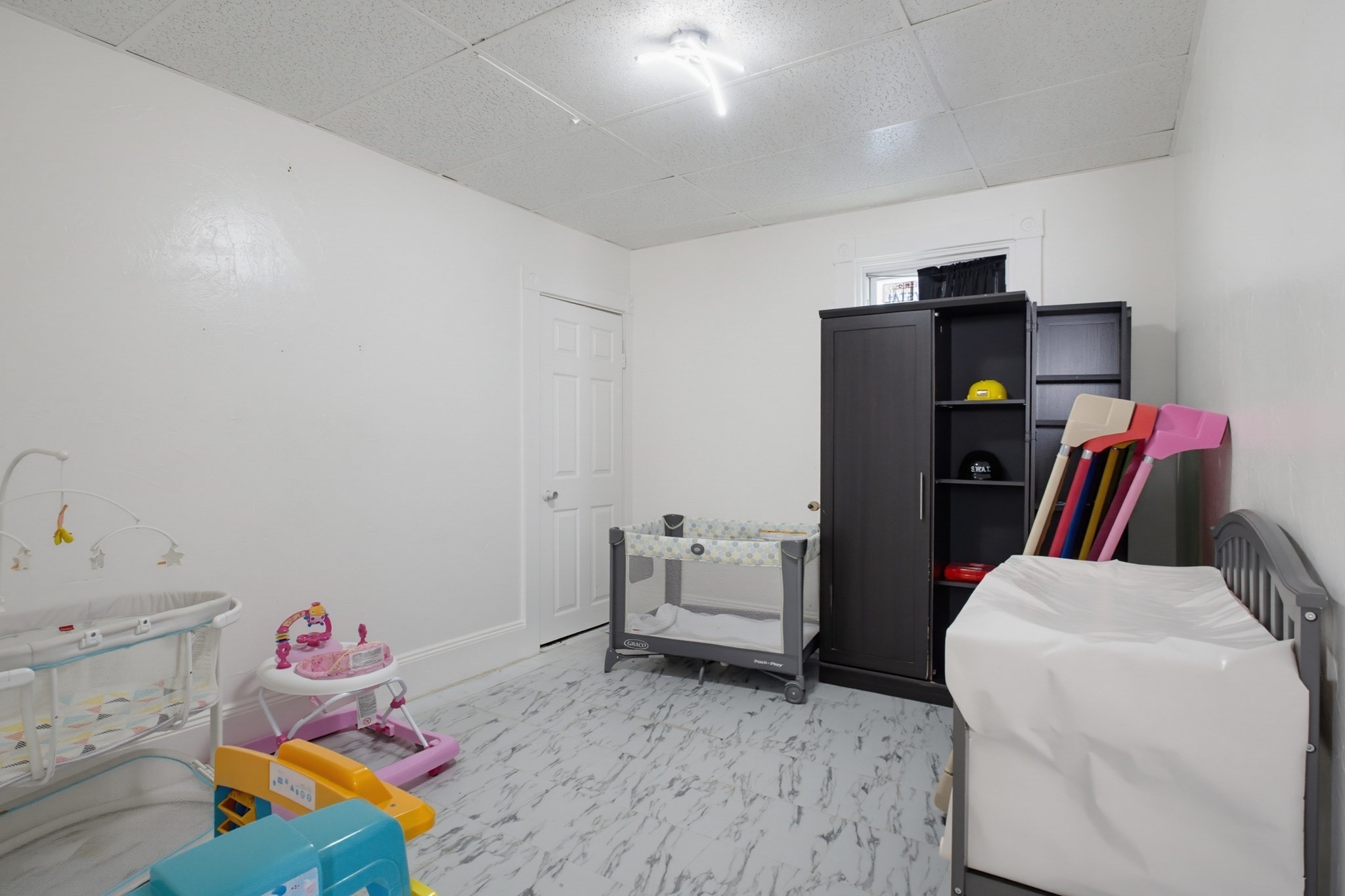 211 Weld St