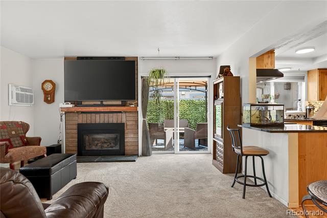 2512 S Worchester Court Unit: C