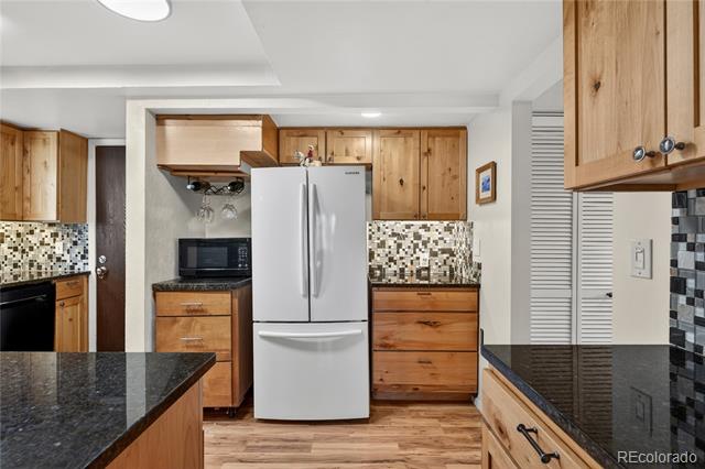 2512 S Worchester Court Unit: C