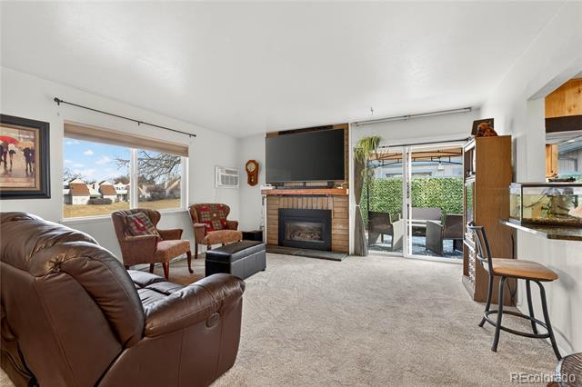 2512 S Worchester Court Unit: C