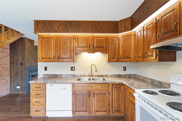 2111 Chatalet Lane Unit: M