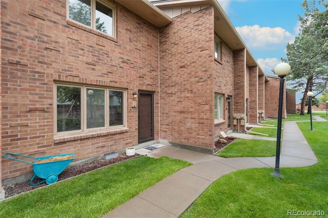 2111 Chatalet Lane Unit: M