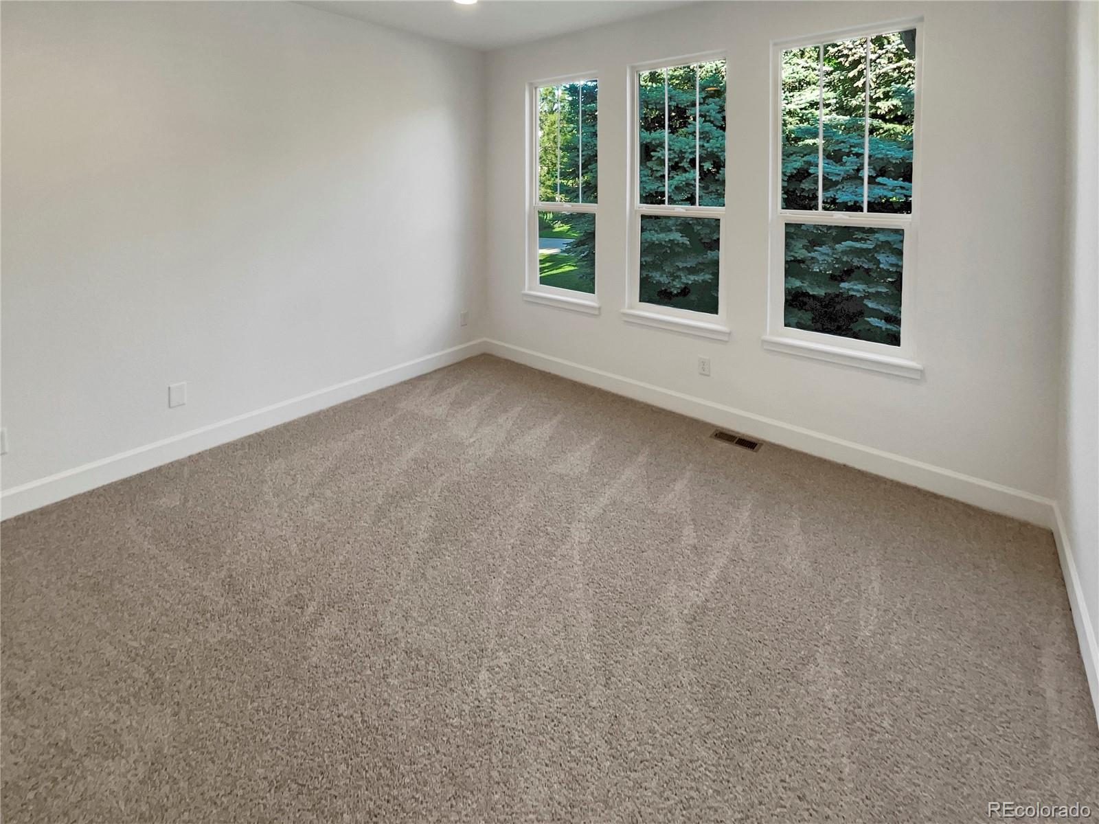 24955 E Roxbury Place