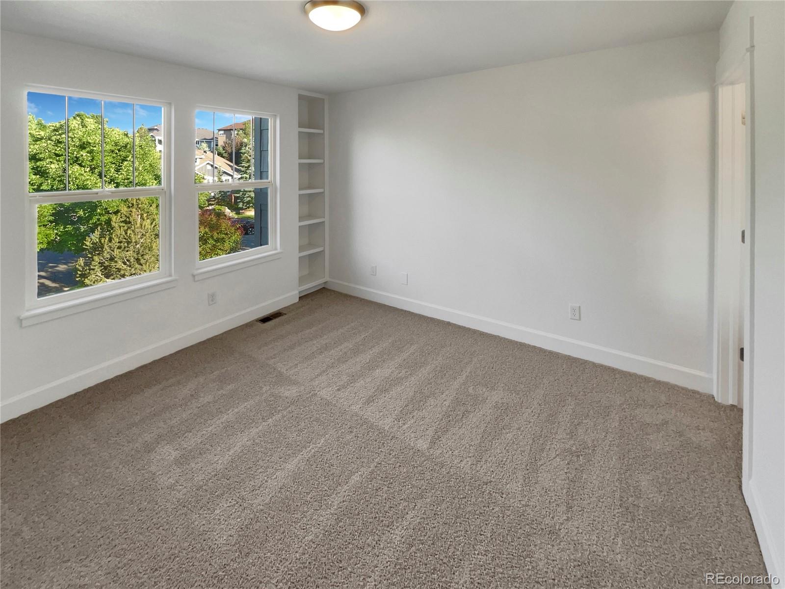 24955 E Roxbury Place