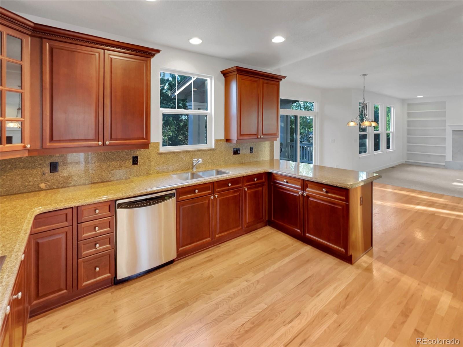 24955 E Roxbury Place