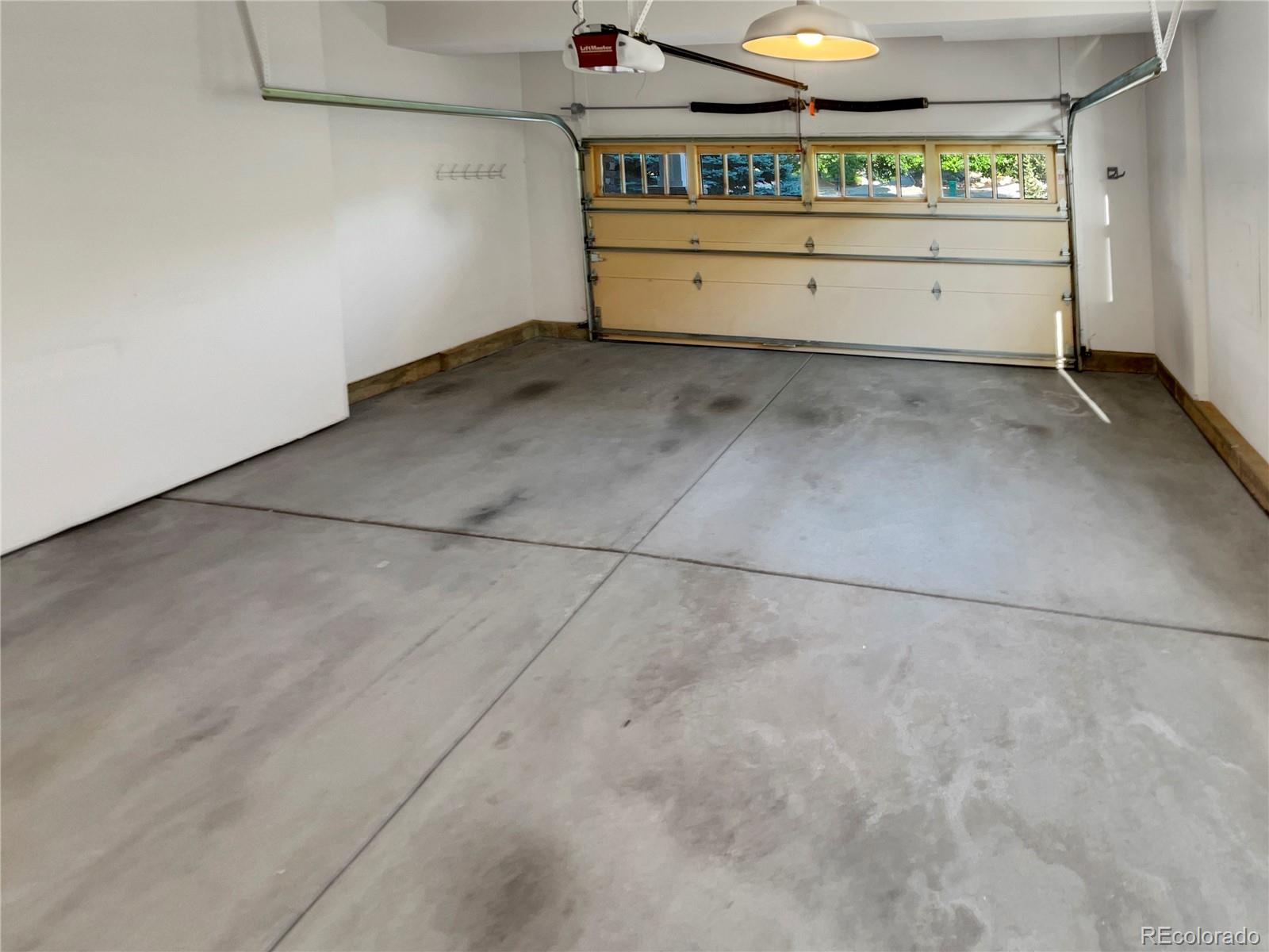 24955 E Roxbury Place