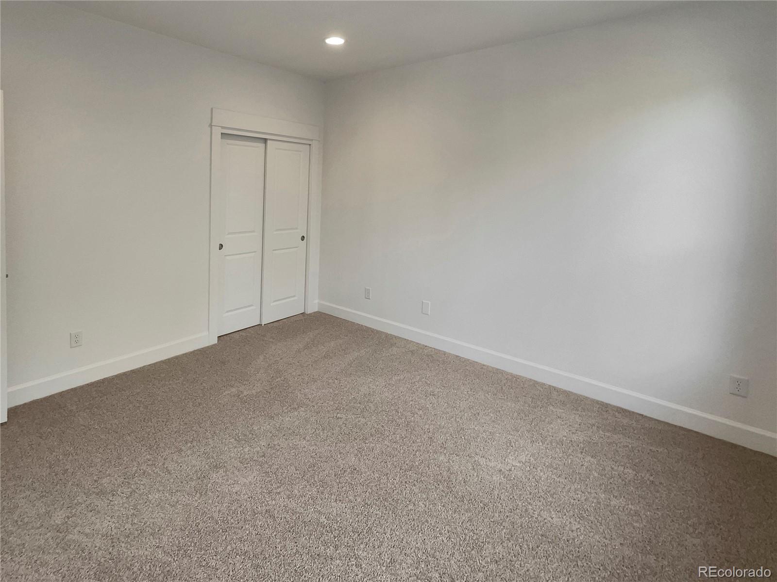 24955 E Roxbury Place