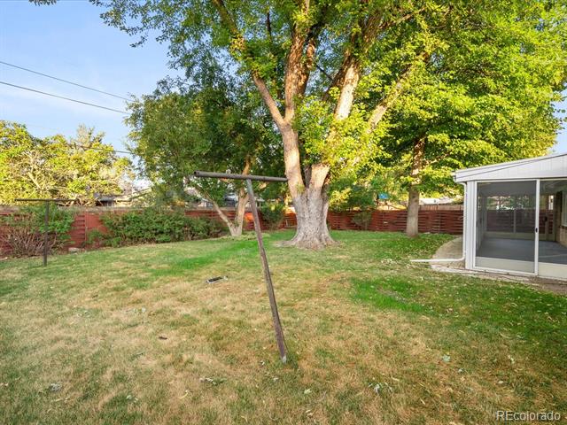 2449 S Kearney Street