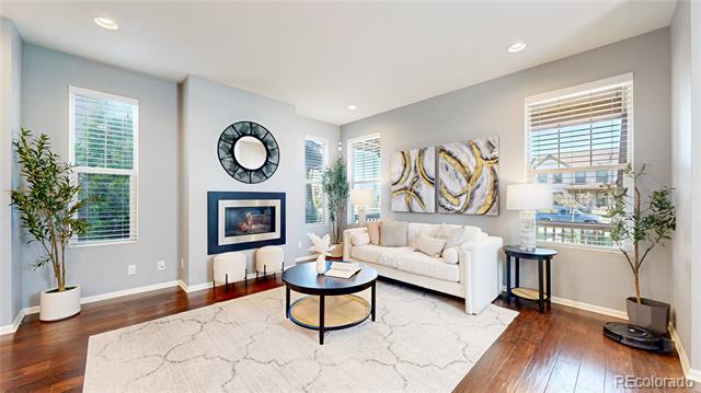 7932 E 49th Place