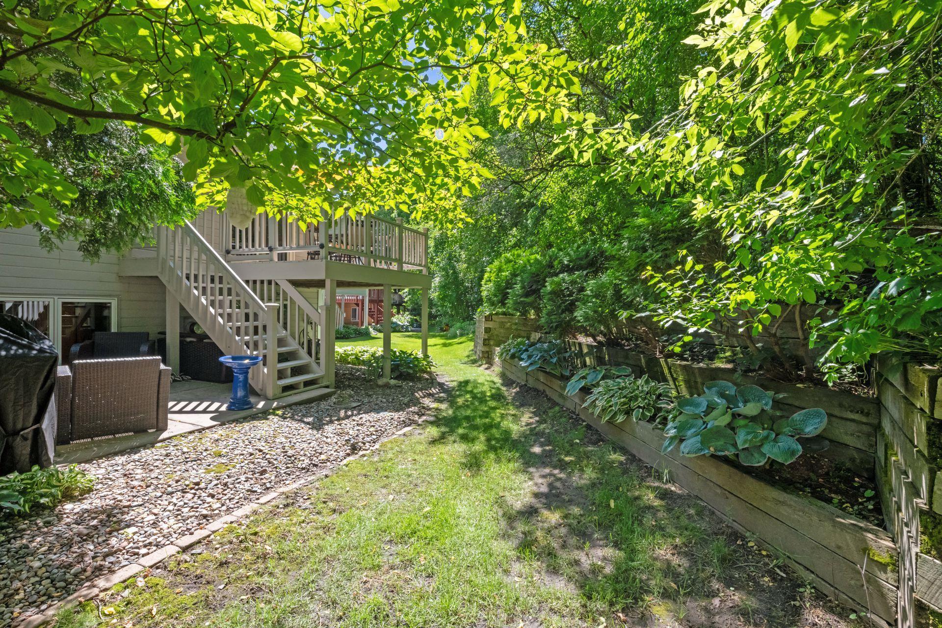 15525 Sussex Drive