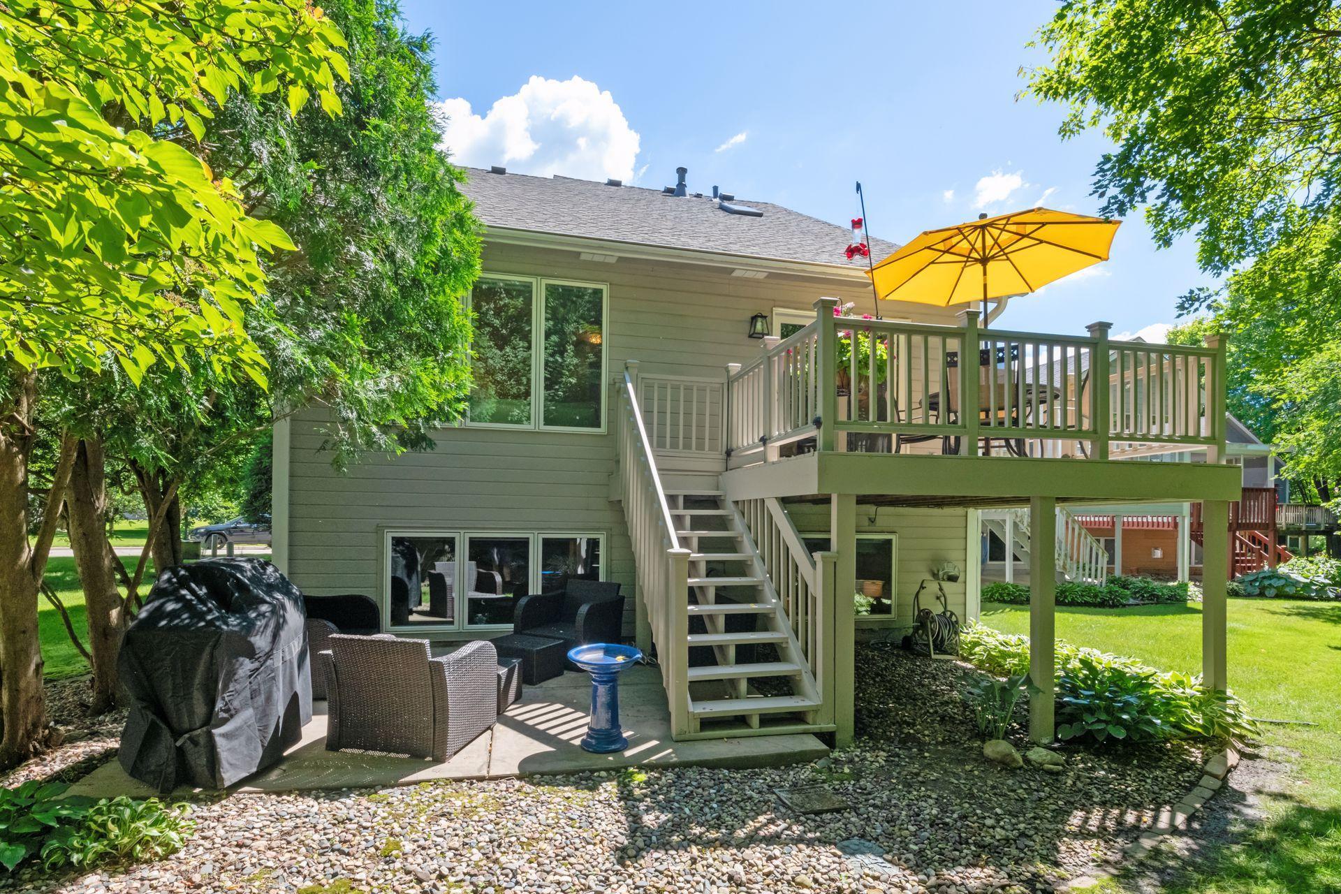 15525 Sussex Drive