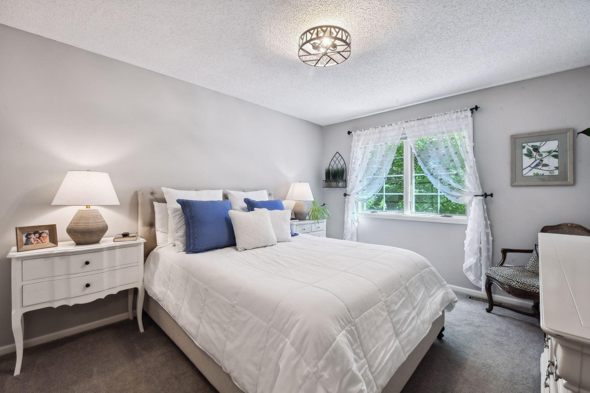 15525 Sussex Drive