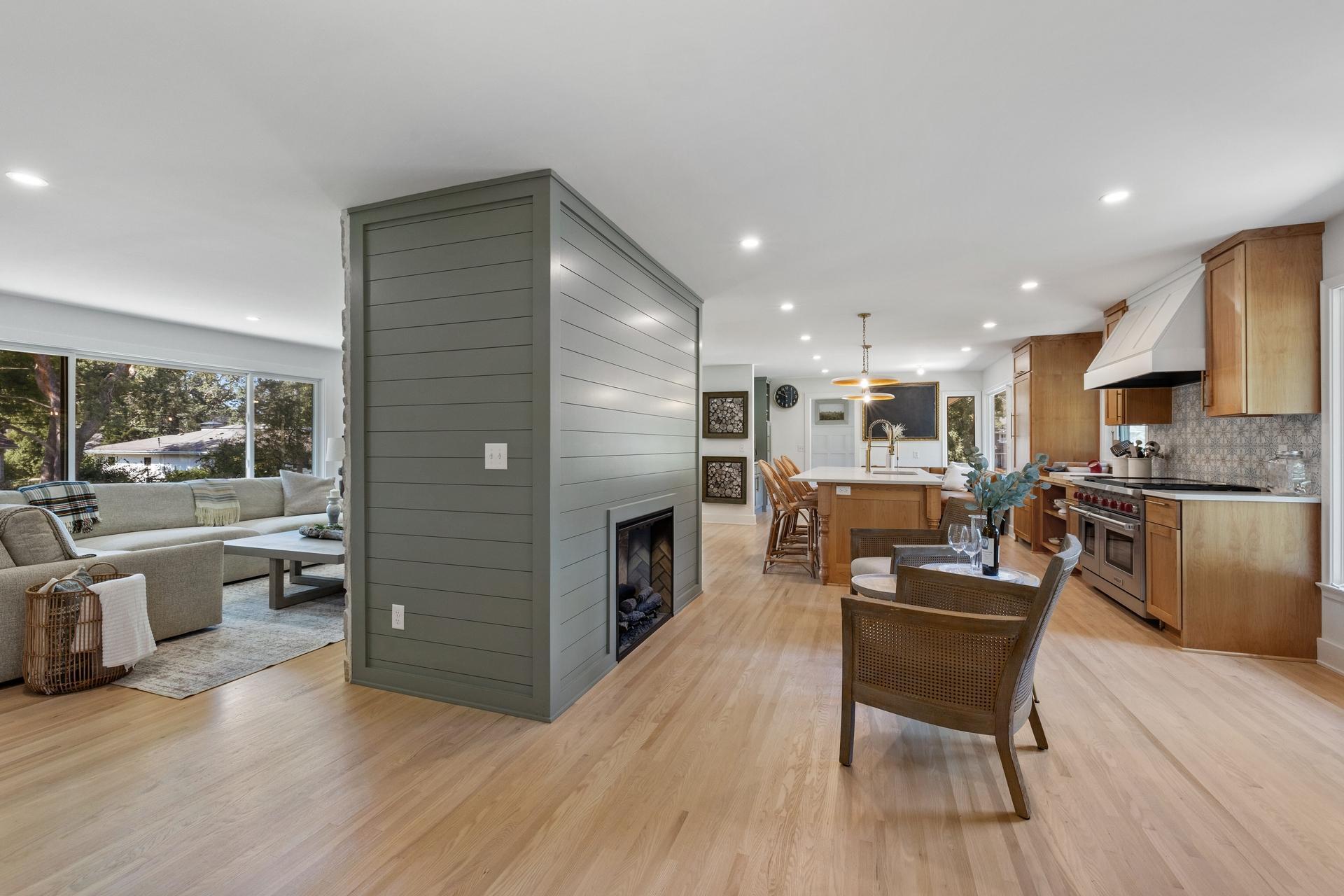 6109 Idylwood Drive