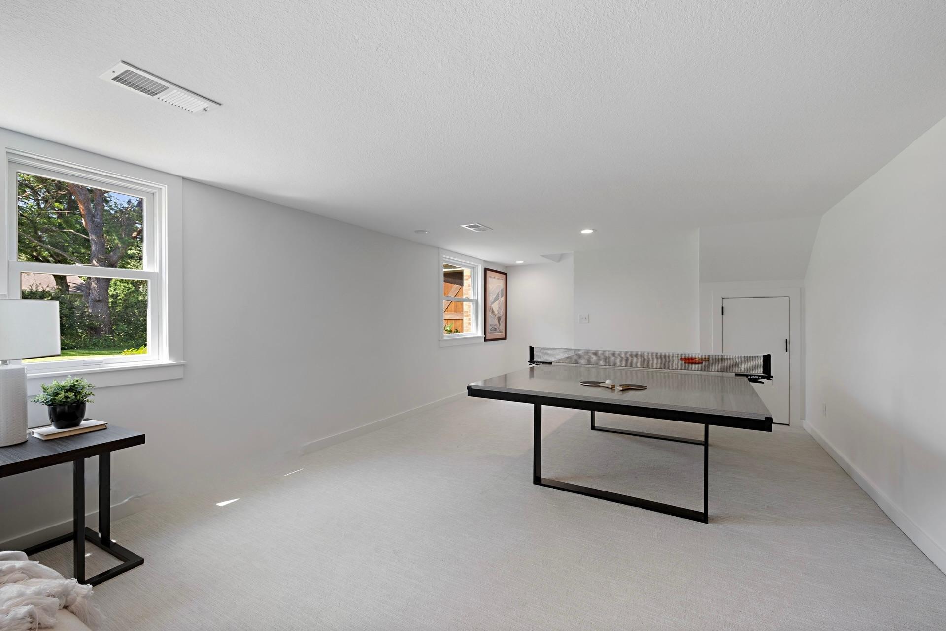 6109 Idylwood Drive