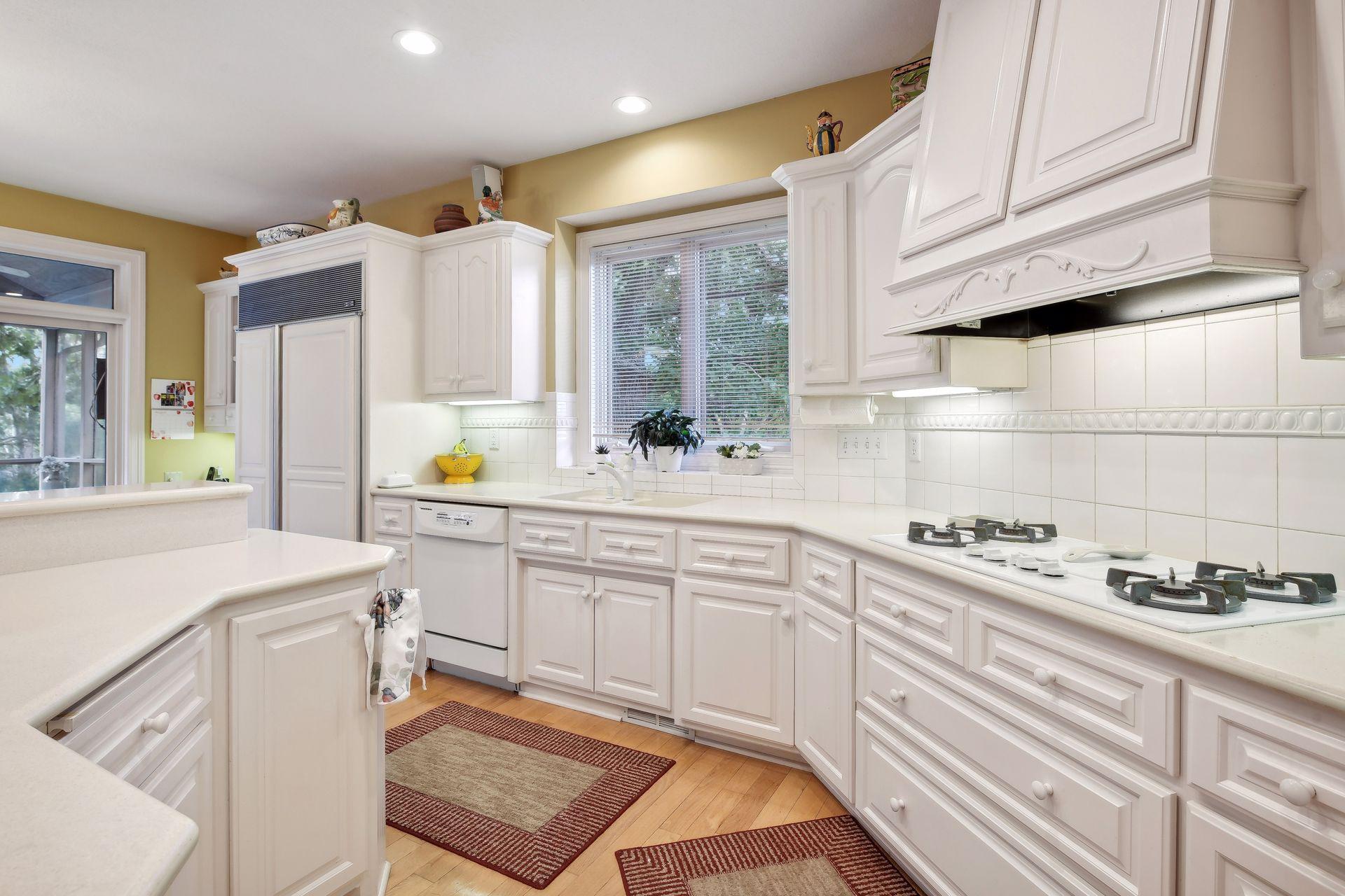 7020 Crowne Oak Road